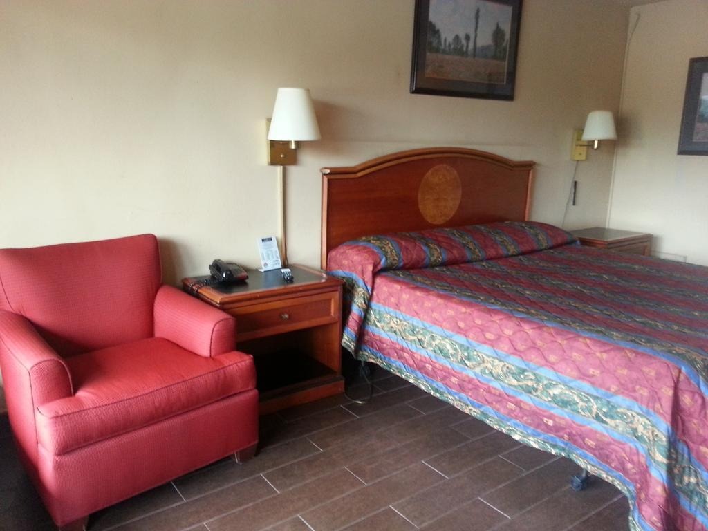 America'S Best Inn & Suites Clarksville Clarksville (Clark County) Extérieur photo