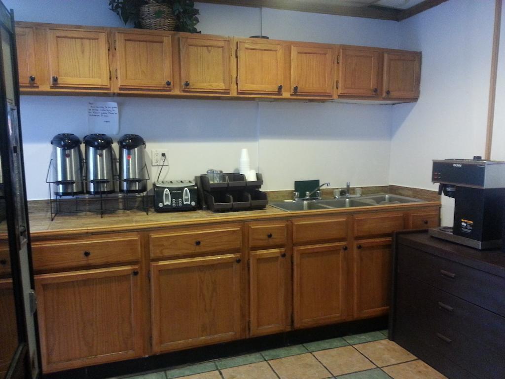 America'S Best Inn & Suites Clarksville Clarksville (Clark County) Extérieur photo